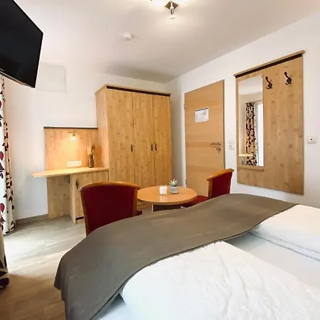 Penzion Gaestehaus Achental 3*