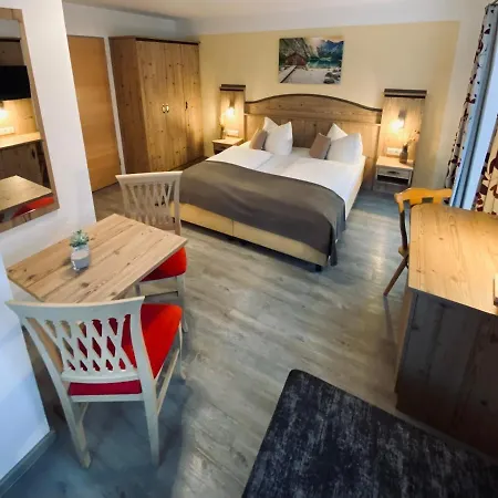 Gastehaus Achental Guest house Berchtesgaden