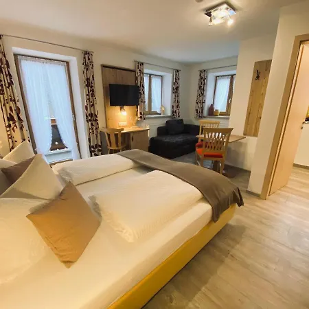 Gastehaus Achental Guest house