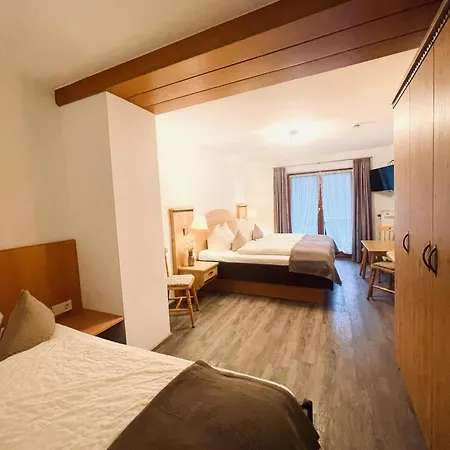 Gastehaus Achental Guest house Berchtesgaden