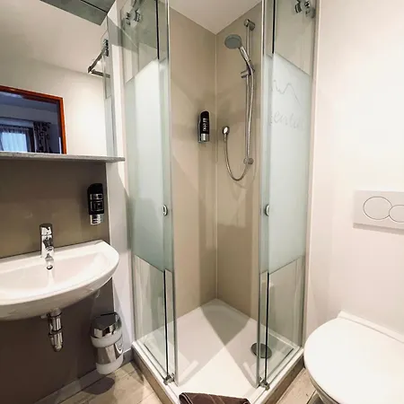 Gaestehaus Achental Μπερχτεσγκάντεν